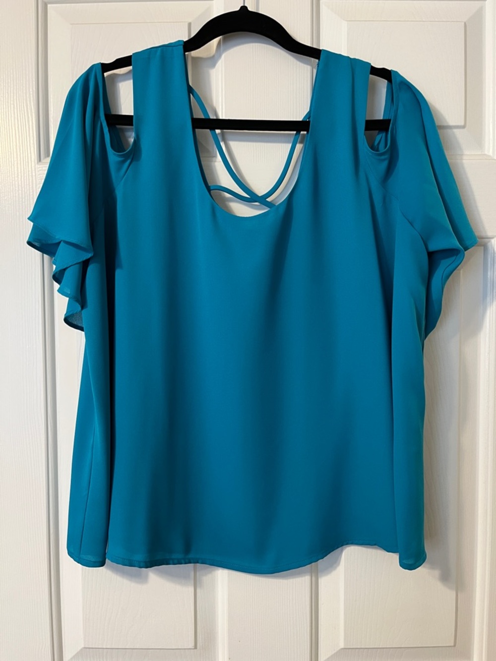 Apt. 9 Teal Cold-Shoulder Flutter Sleeve Blouse